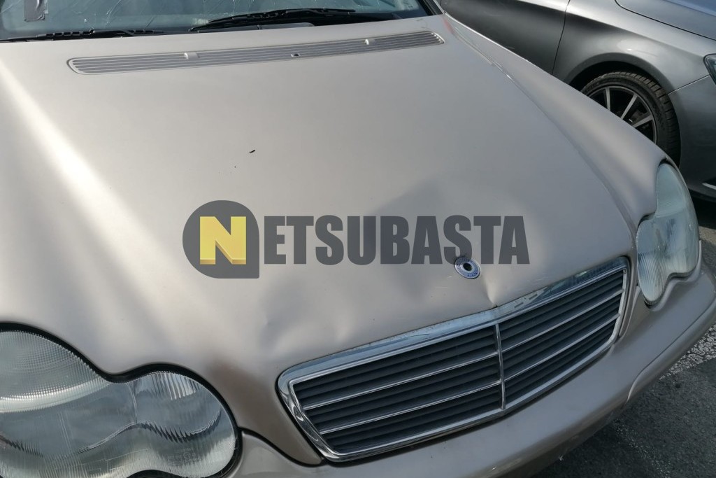 Mercedes-Benz C 220 CDI Aut. 2000
