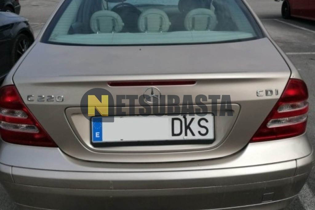 Mercedes-Benz C 220 CDI Aut. 2000