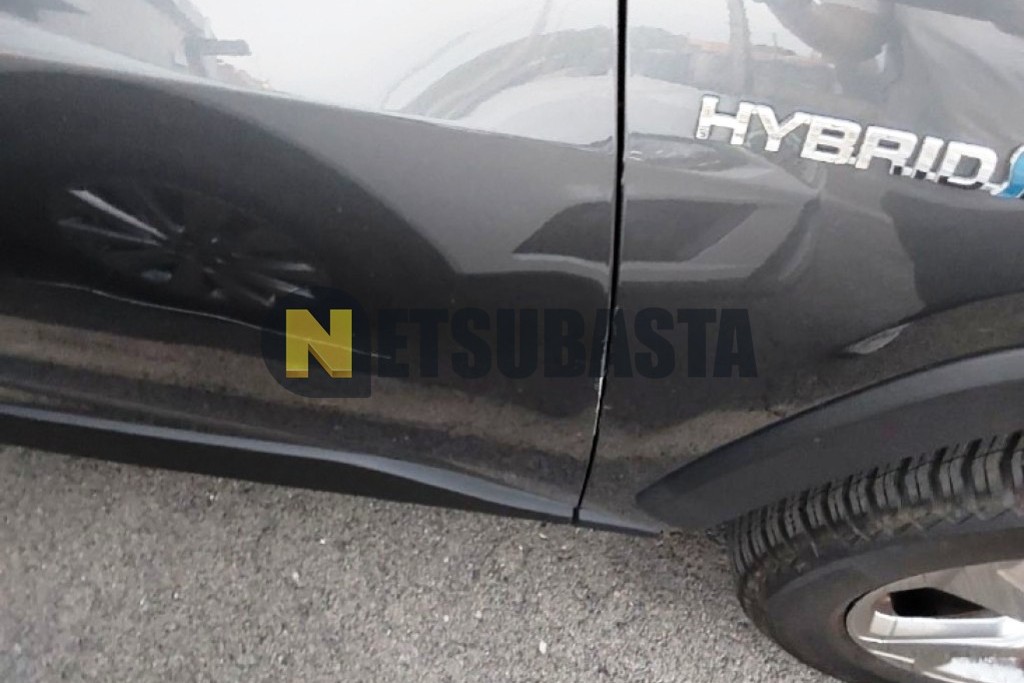 Toyota RAV4 Hybrid 220H 2021