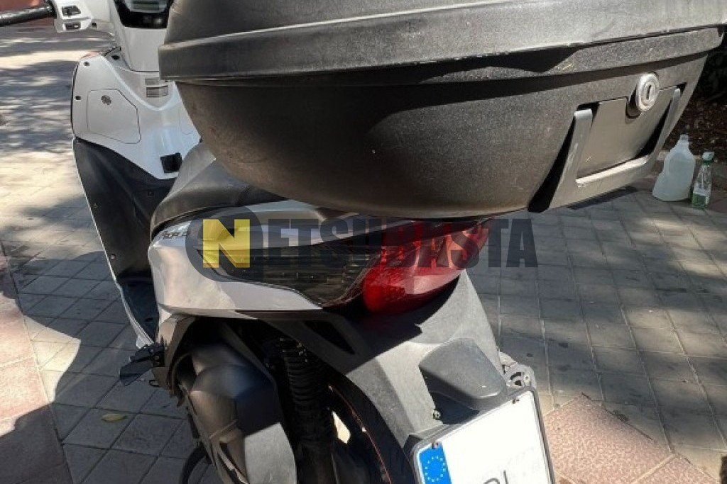 Kymco People 125 GTi 2011