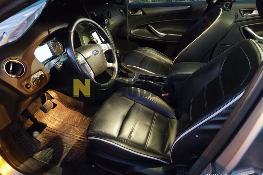 Ford Mondeo Sportbreak 2.0 TDCi PowerShift 2013