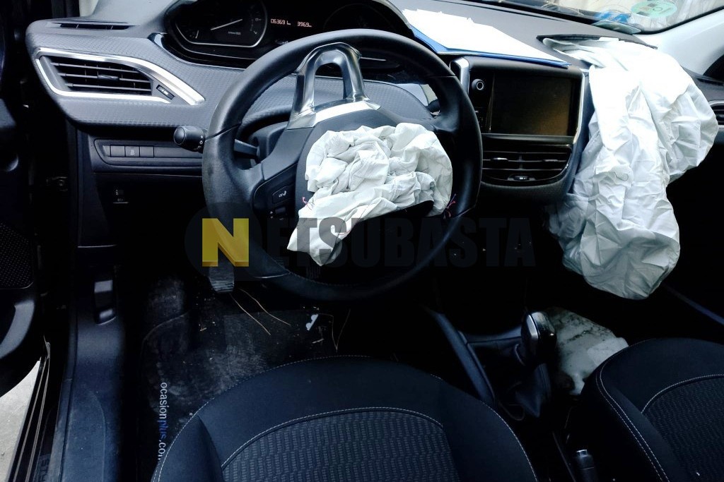 Peugeot 208 1.2 PureTech 2016