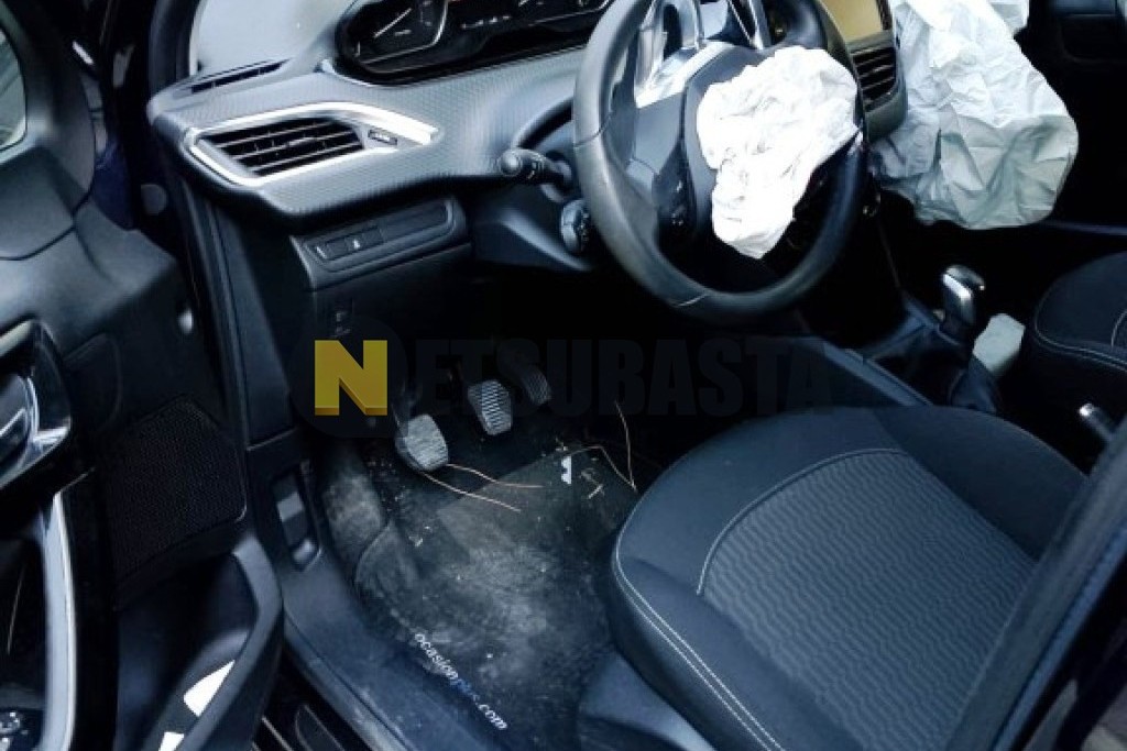 Peugeot 208 1.2 PureTech 2016