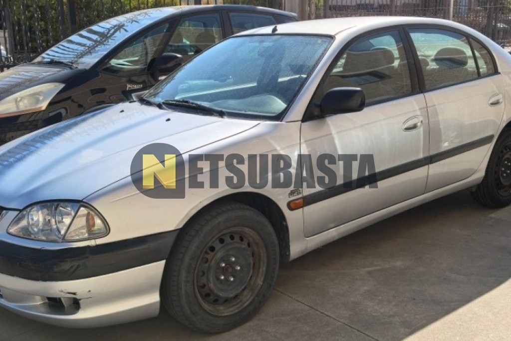 Toyota Avensis 2.0 D4-D 2002