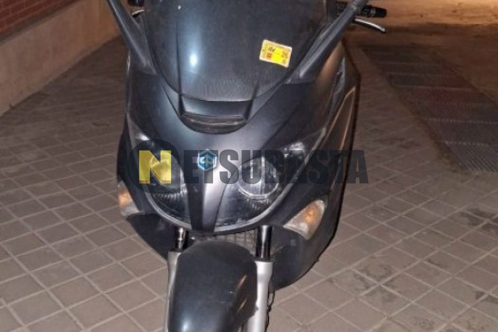 Piaggio X EVO 125 2015