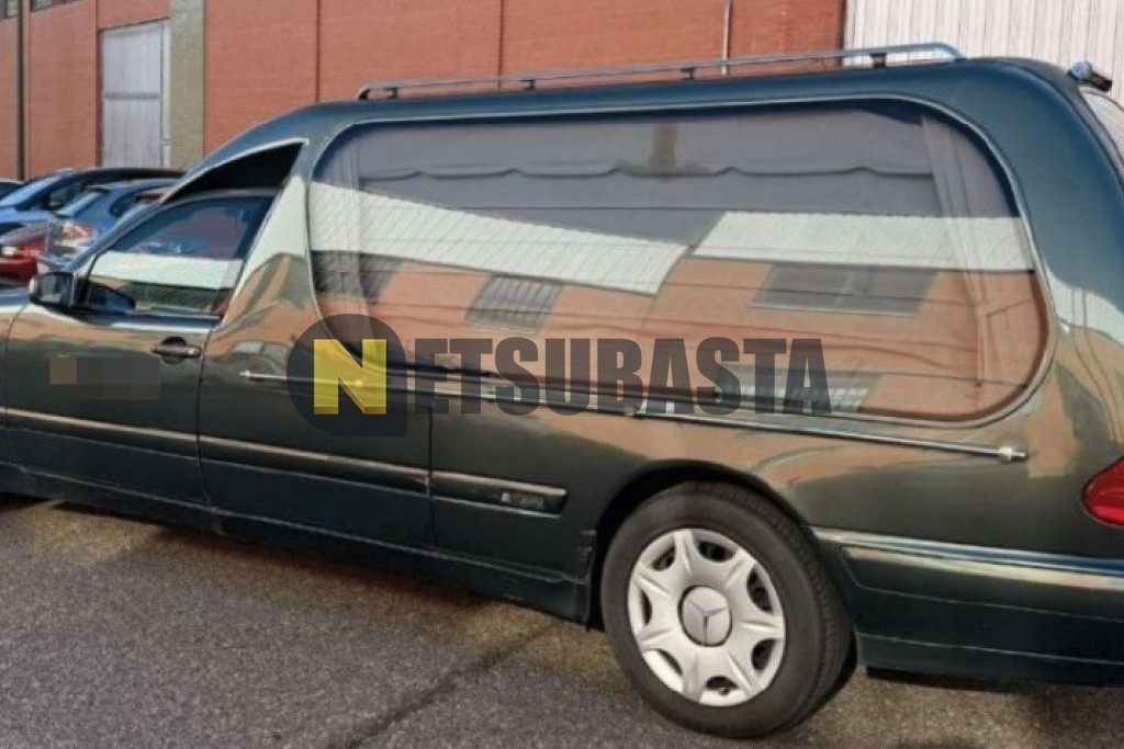 Mercedes-Benz E 220 CDI Aut. (Fúnebre) 2003