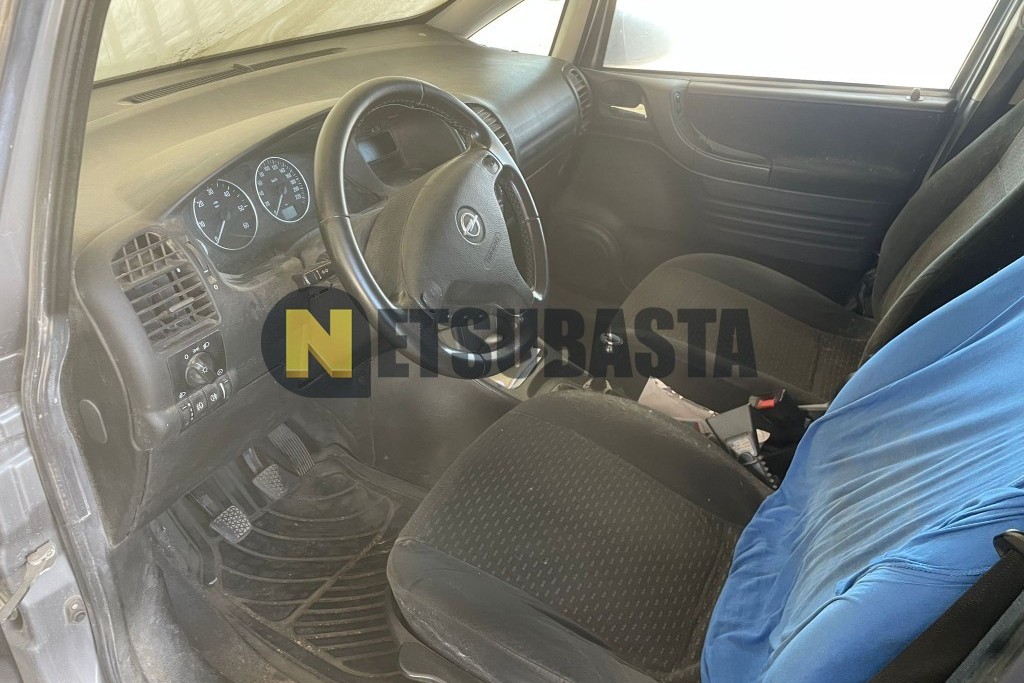 Opel Zafira 2.0 DTi 2004