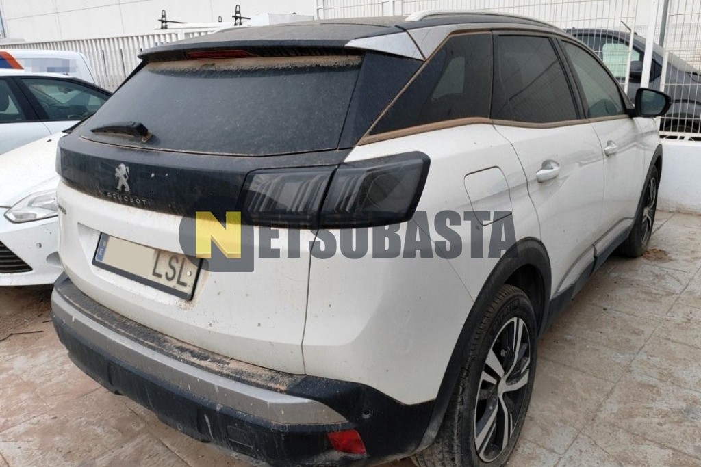 Peugeot 3008 1.5 BlueHDi EAT8 2021