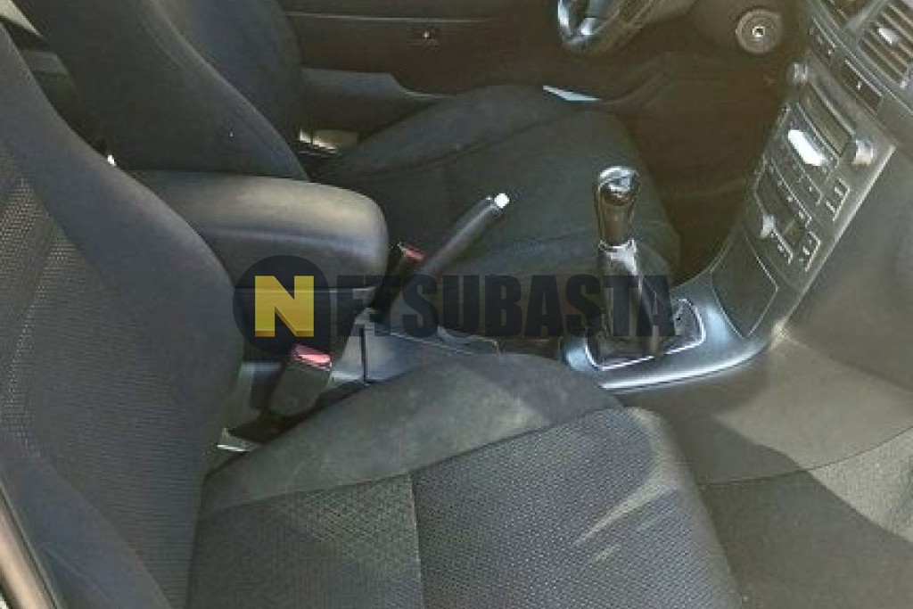 Toyota Avensis 1.8 VVT-i 2005