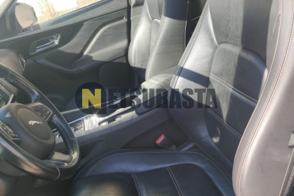 Jaguar F-PACE 2.0 i4D AWD Auto 2016