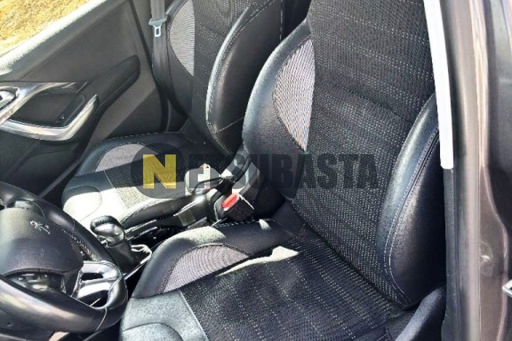 Peugeot 2008 1.2 PureTech 2015