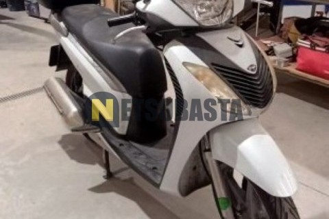 Suzuki Burgman 125 2011
