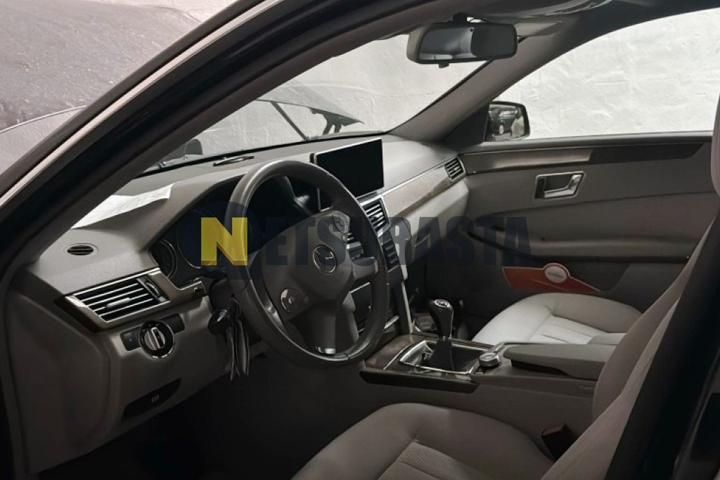 Mercedes-Benz E 200 CDI BlueEFFICIENCY 2010