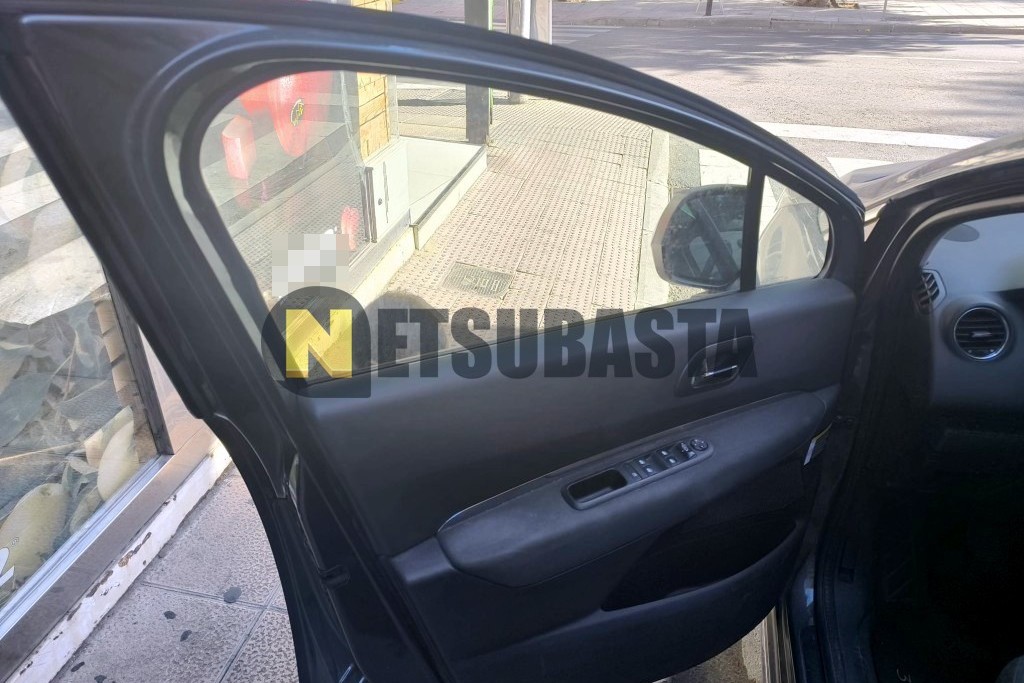 Peugeot 3008 1.6 BlueHDi 2016