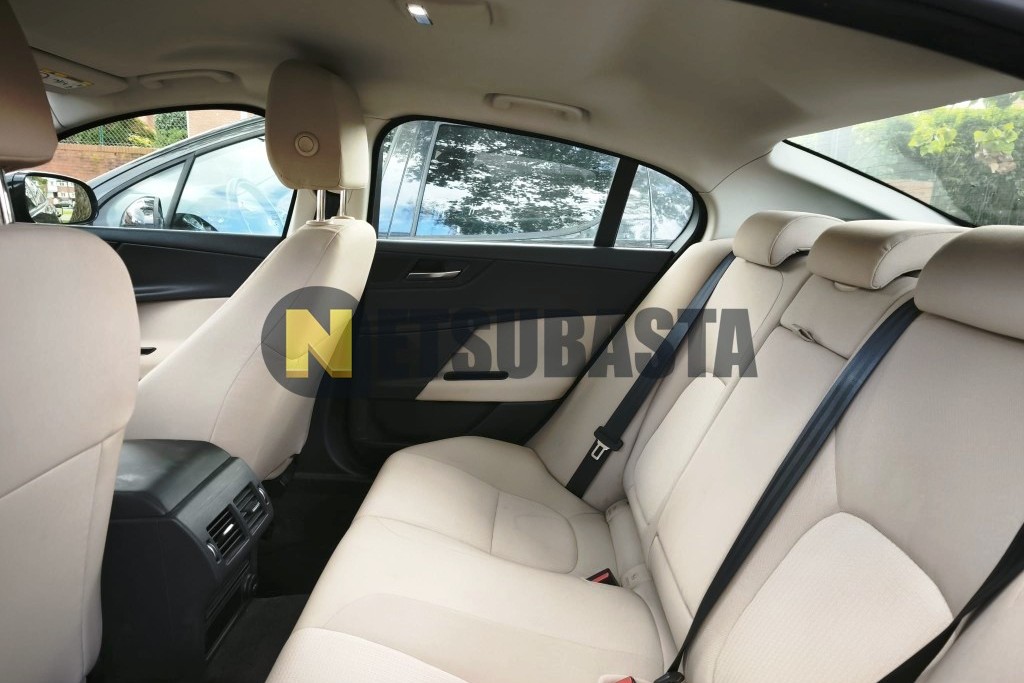Jaguar XE 2.0 Diesel 2016