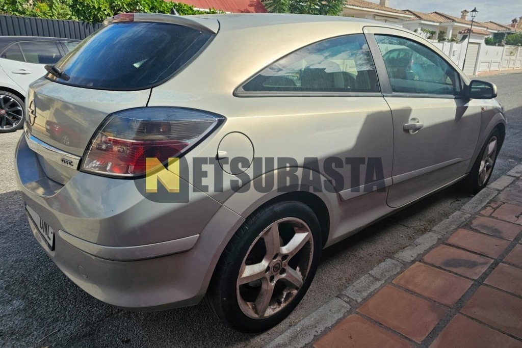 Opel Astra GTC 1.7 CDTi 2005