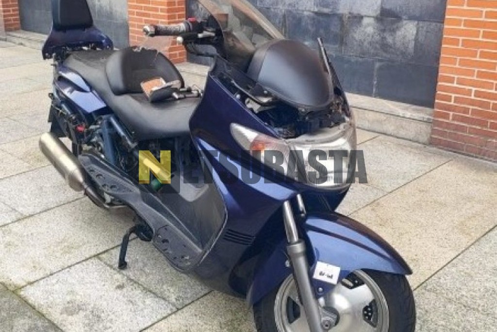 Suzuki AN 400 Burgman 2000