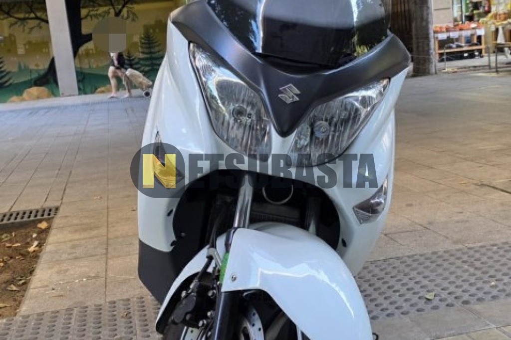 Suzuki Burgman 200 2015