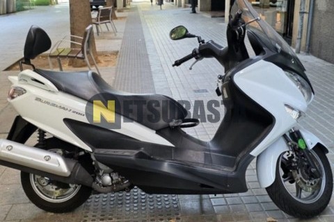 Suzuki Burgman 200 2015