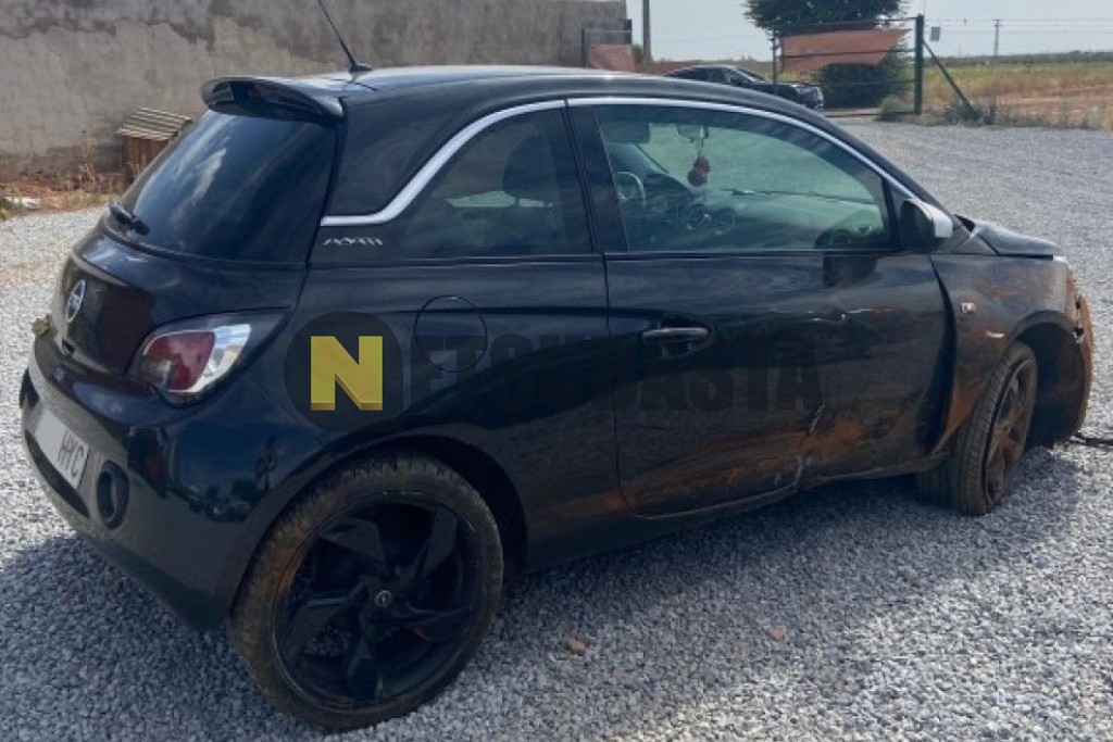 Opel Adam 1.0 2014
