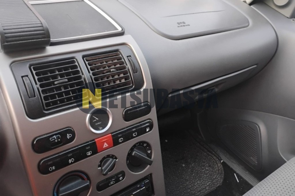 Tata Grand Safari 2.2 4x2 2010