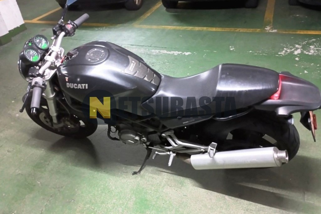 Ducati Monster 620 IE 2004