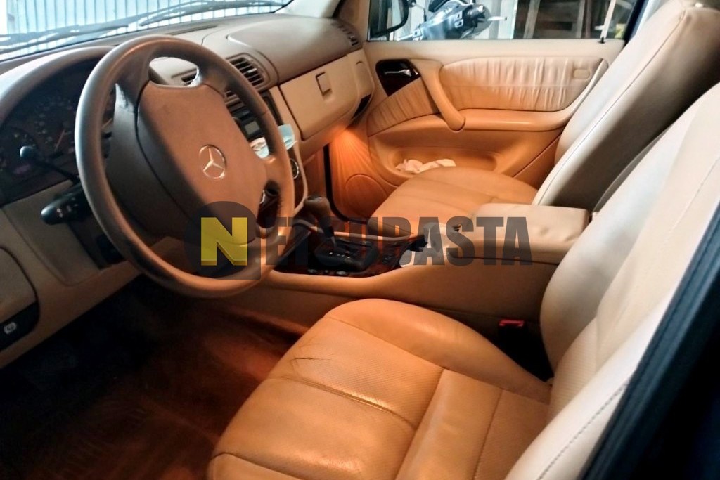 Mercedes-Benz ML 270 CDI Aut. 2002