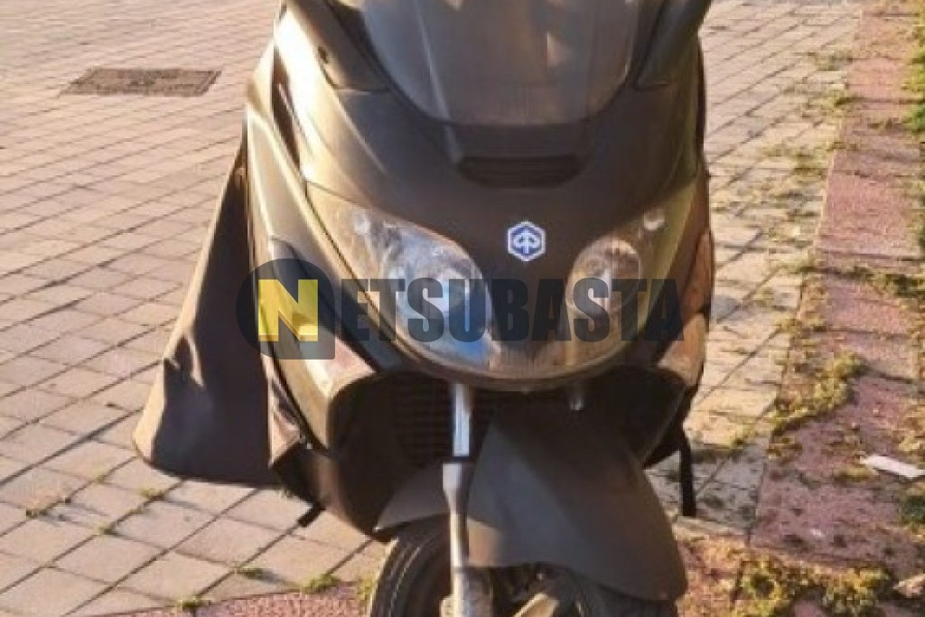 Piaggio X EVO 125 2015