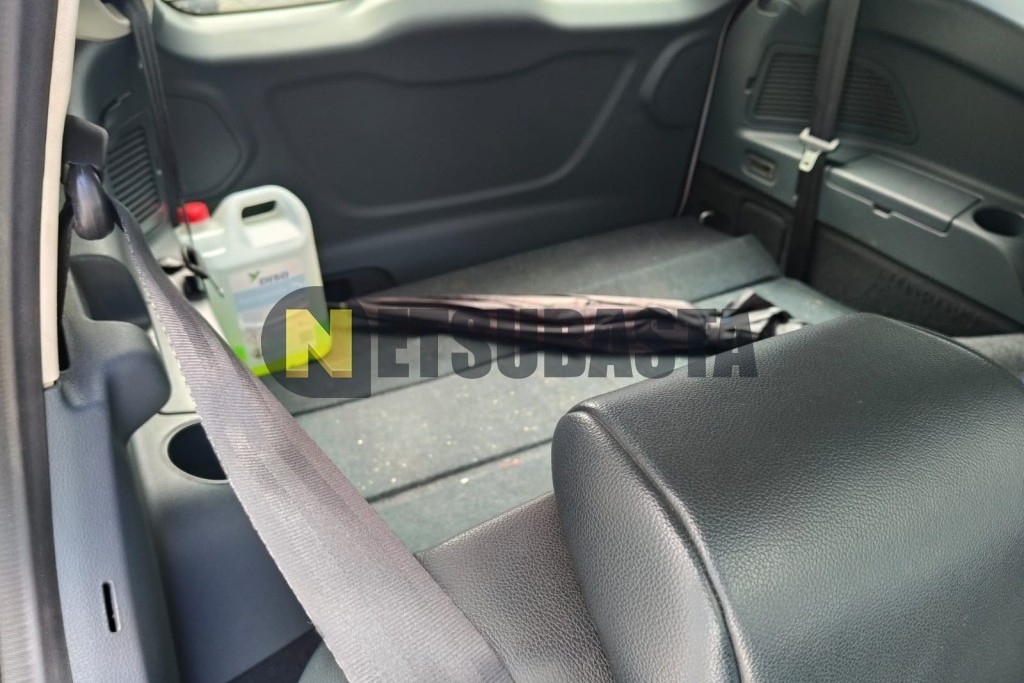 Ford Grand C-MAX 1.0 EcoBoost 2013