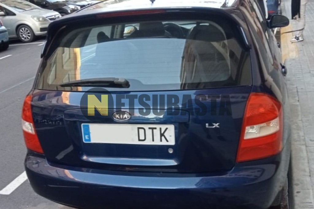 Kia Cerato 1.6 LX 2005