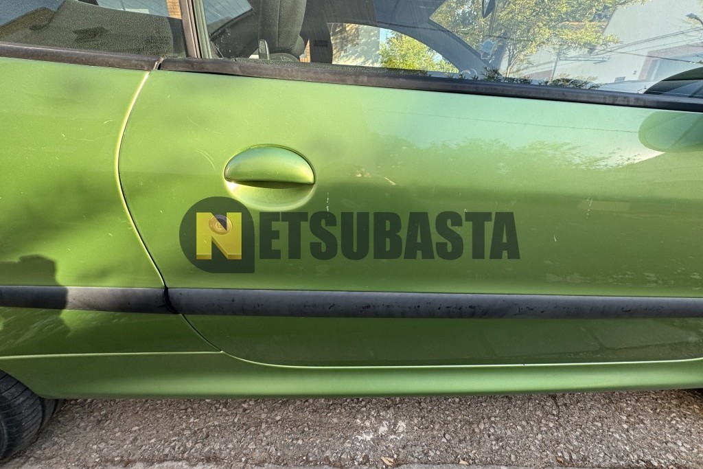 Peugeot 206 Coupé Cabrio 1.6 2002