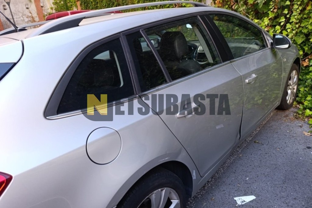 Chevrolet Cruze SW 1.4T 2014