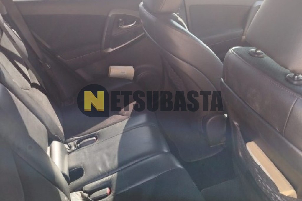Toyota RAV4 2.2 D-4D 2011