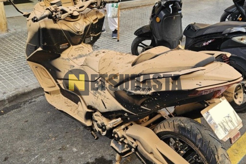 Yamaha TMAX 560 ABS 2025
