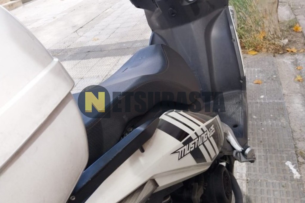 Riya Mustang 125 2016