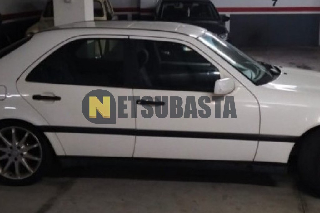 Mercedes-Benz C 180 1993