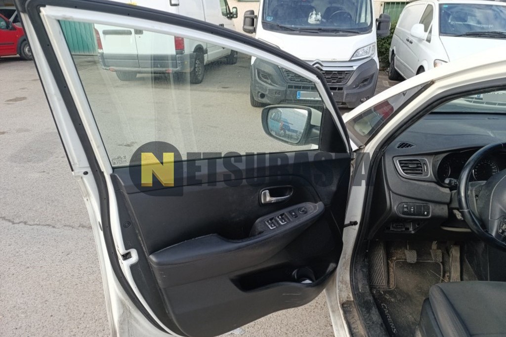 Kia Carens 1.6 GDi 2013