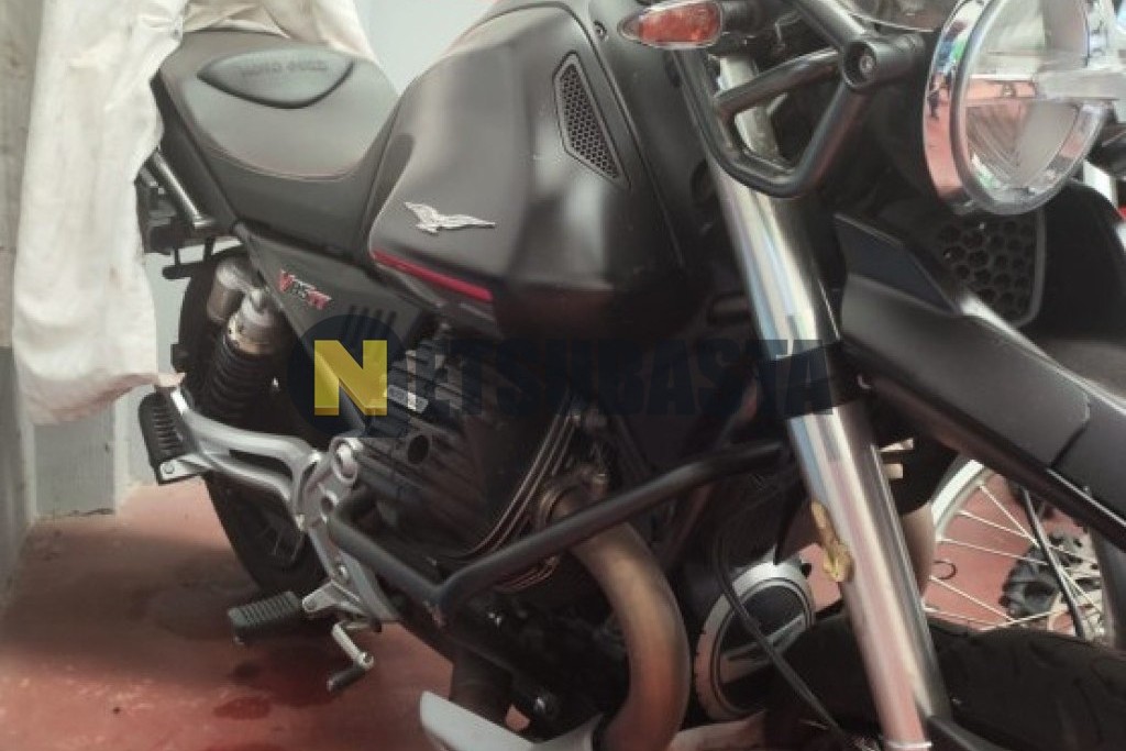 Moto Guzzi V85 TT 2022