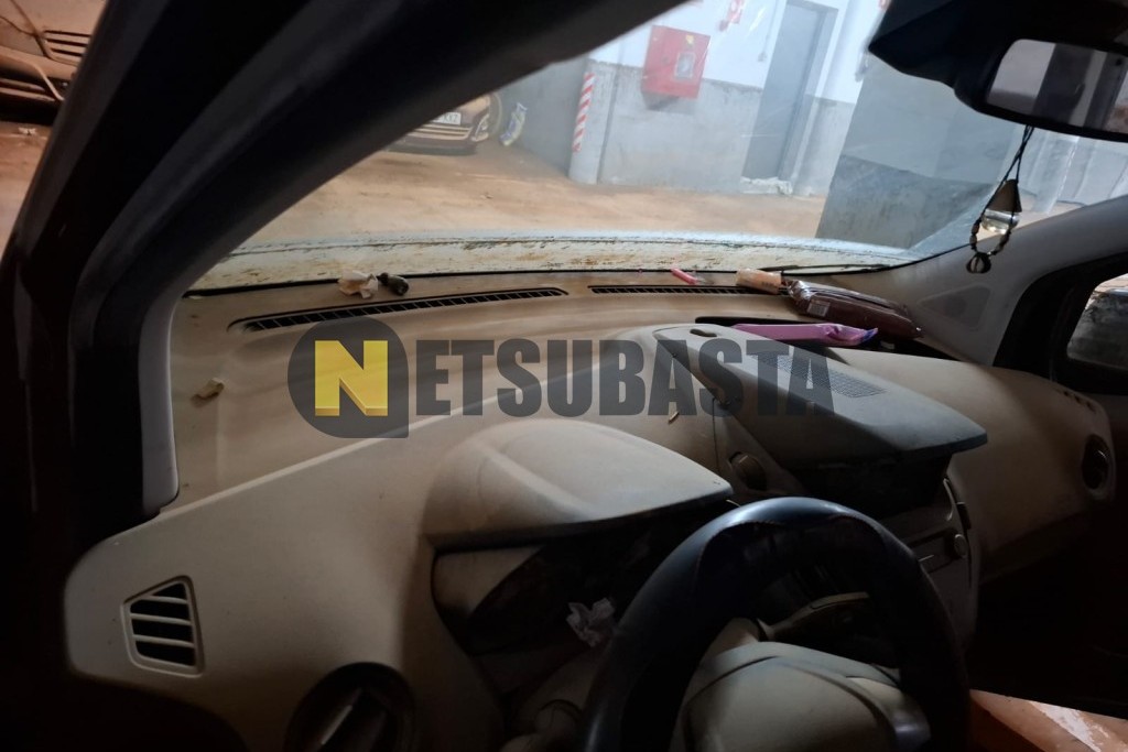 Ford Tourneo Courier 1.0 EcoBoost 2019
