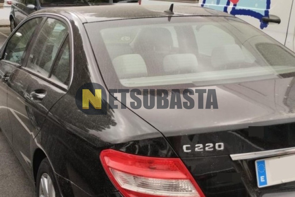Mercedes-Benz C 220 CDI BlueEFFICIENCY 2011