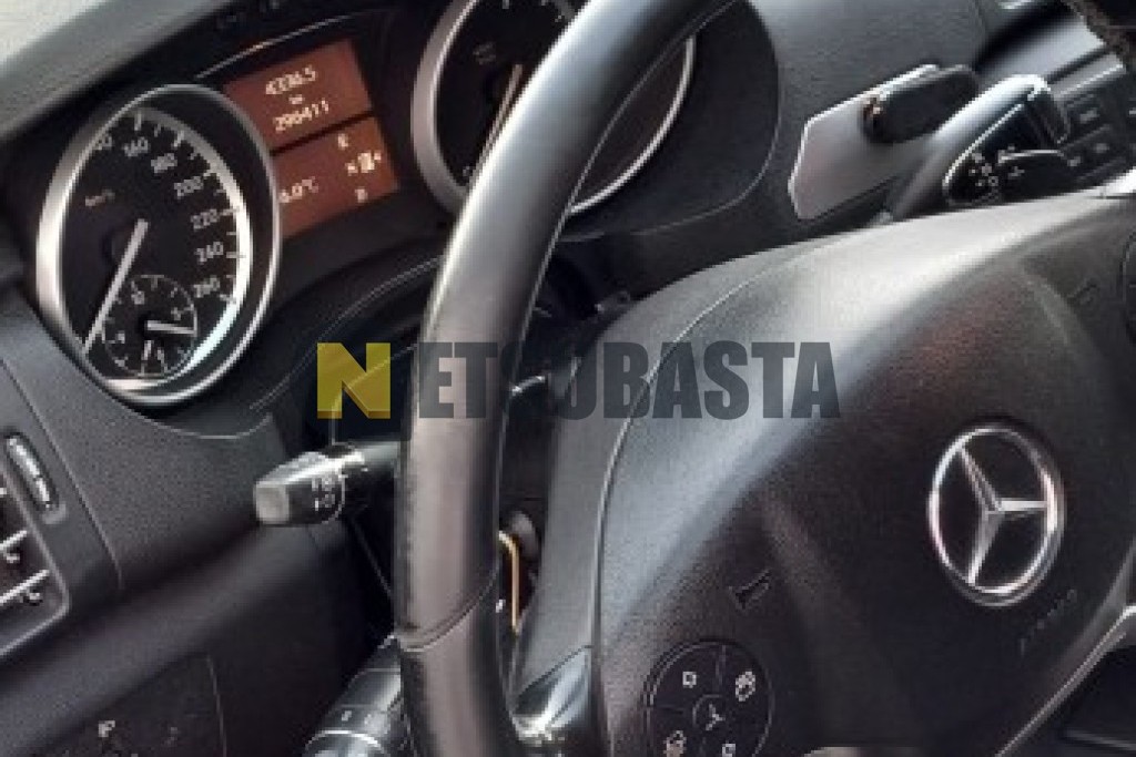 Mercedes-Benz R 350 BlueTEC 4MATIC 2011
