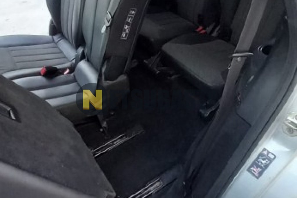 Mercedes-Benz R 350 BlueTEC 4MATIC 2011