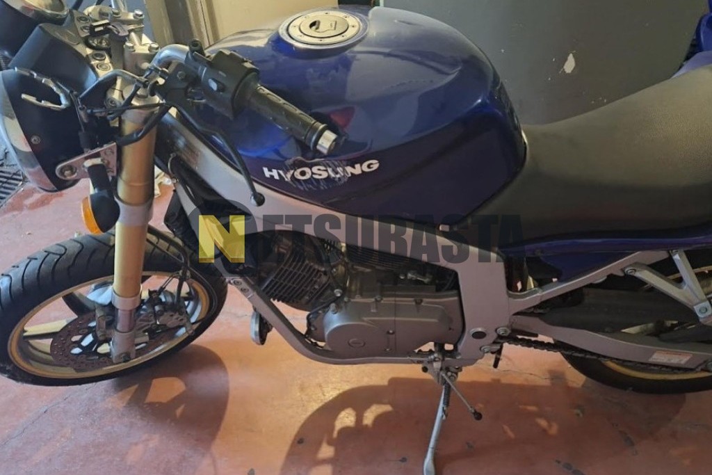Hyosung GT 250 COMET 2005