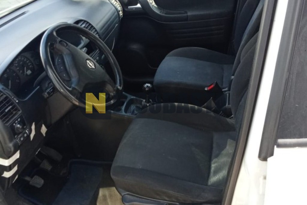 Opel Zafira 2.0 DI 16v 2000