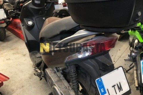 Zitmuv Black Razer 125E 2022