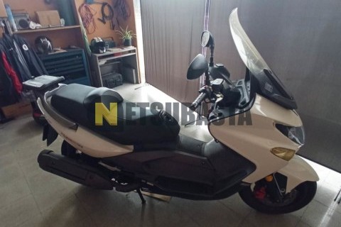 Suzuki Burgman 125 2005