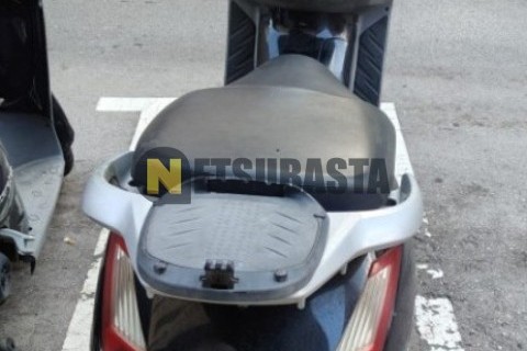 Zitmuv Black Razer 125E 2022