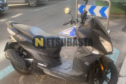 Zitmuv Black Razer 125E 2022