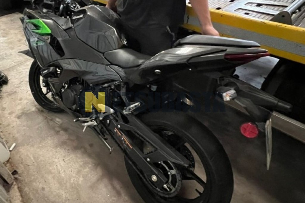 Kawasaki Ninja 500 2025