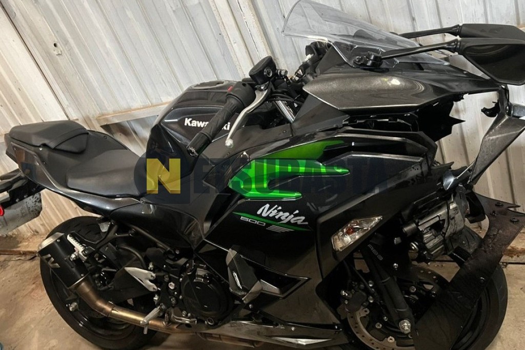Kawasaki Ninja 500 2025